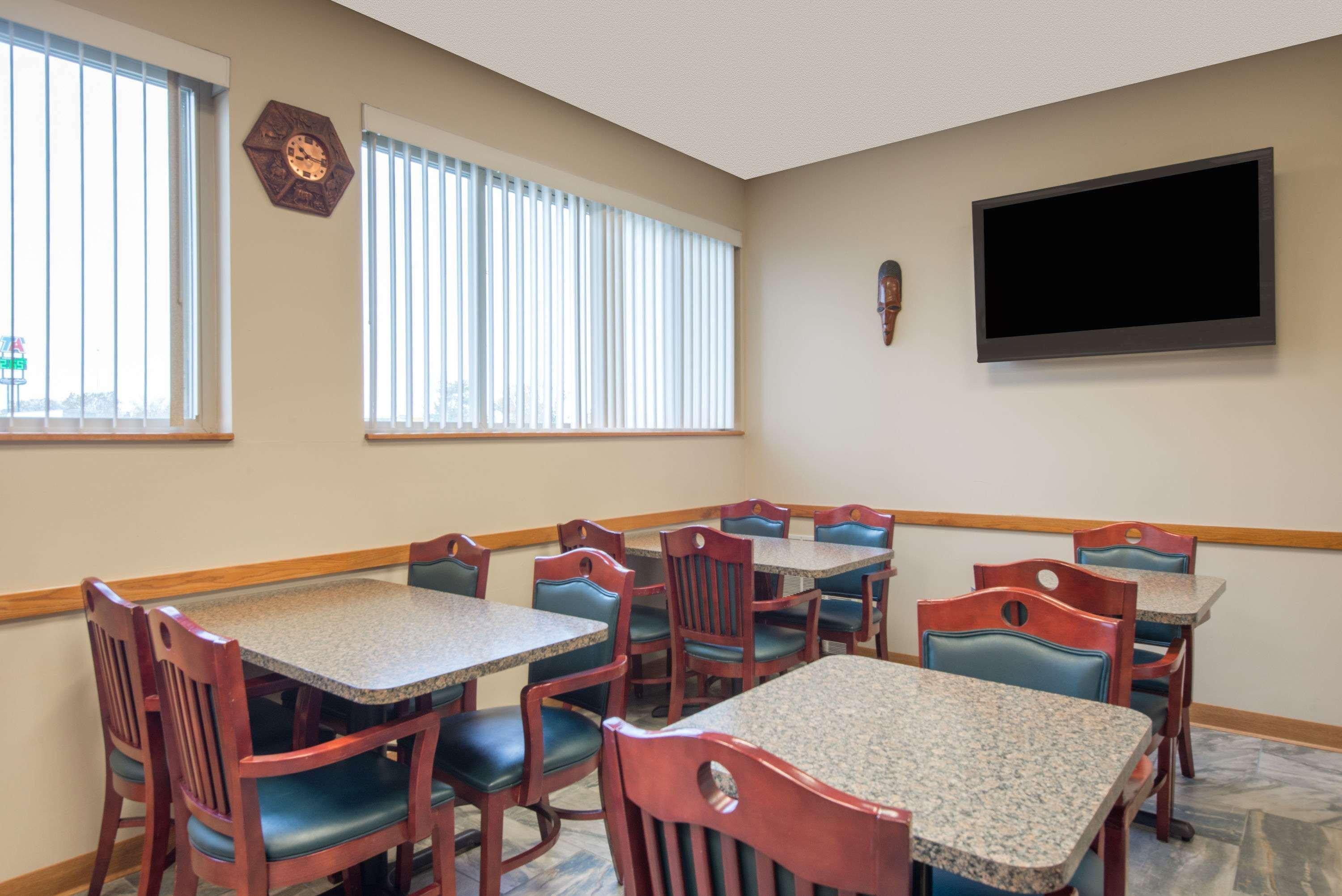 Super 8 By Wyndham Youngstown/Austintown Экстерьер фото