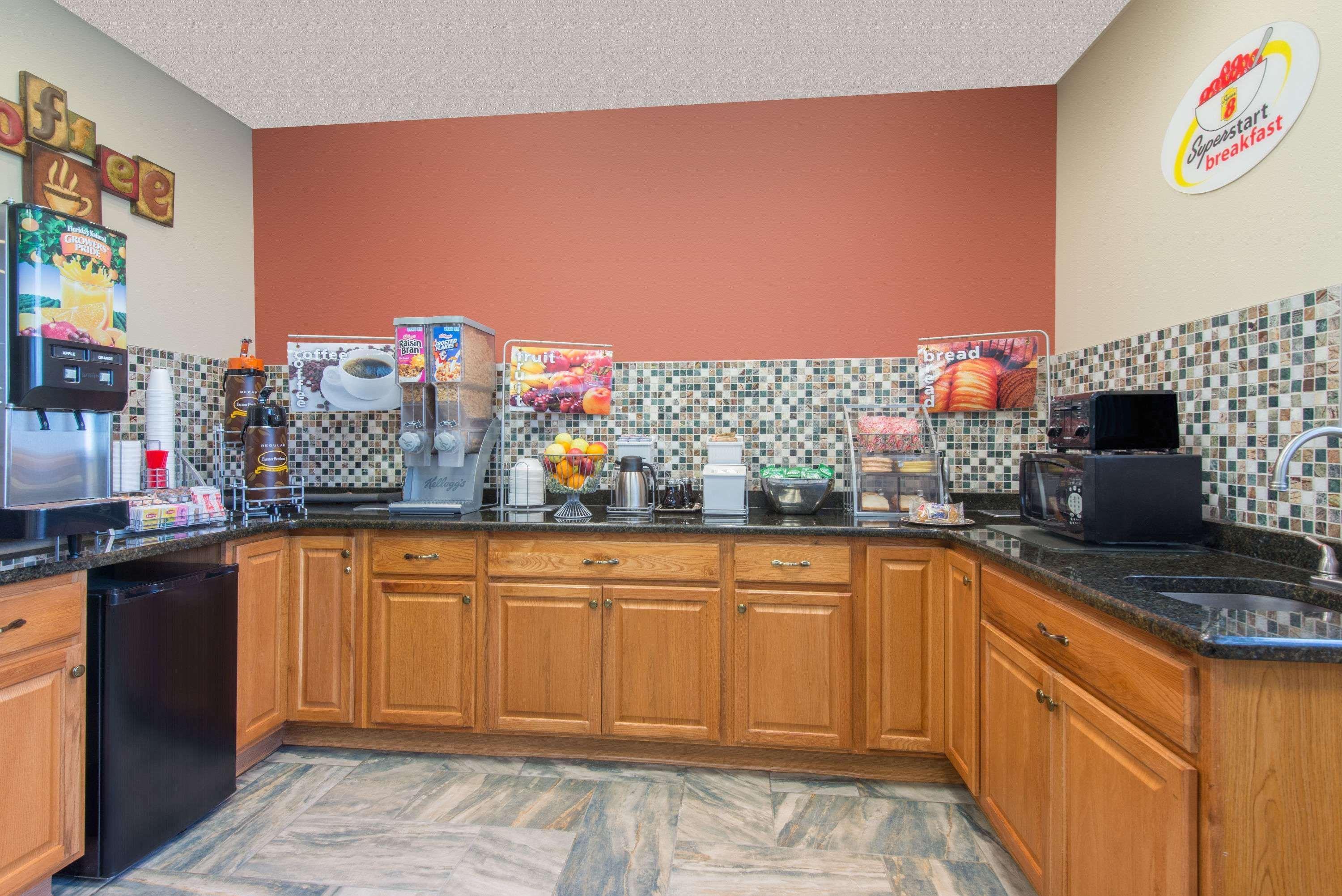 Super 8 By Wyndham Youngstown/Austintown Экстерьер фото