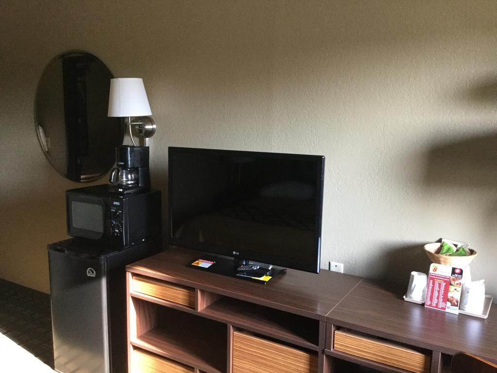 Super 8 By Wyndham Youngstown/Austintown Экстерьер фото