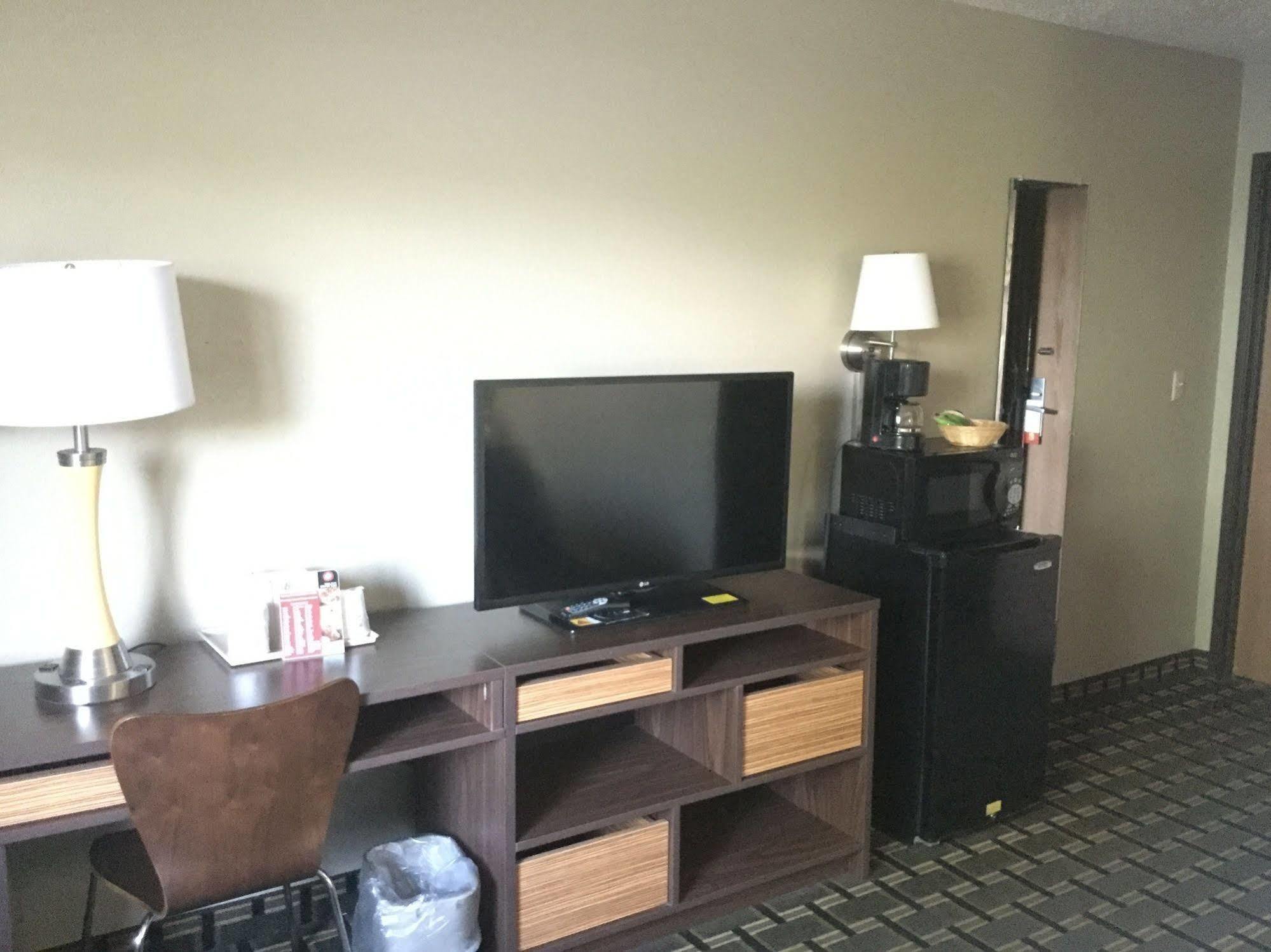 Super 8 By Wyndham Youngstown/Austintown Экстерьер фото